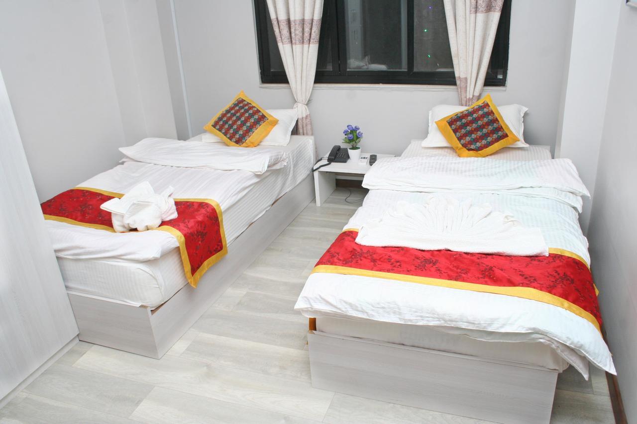 8848 Hostel Kathmandu Bagian luar foto
