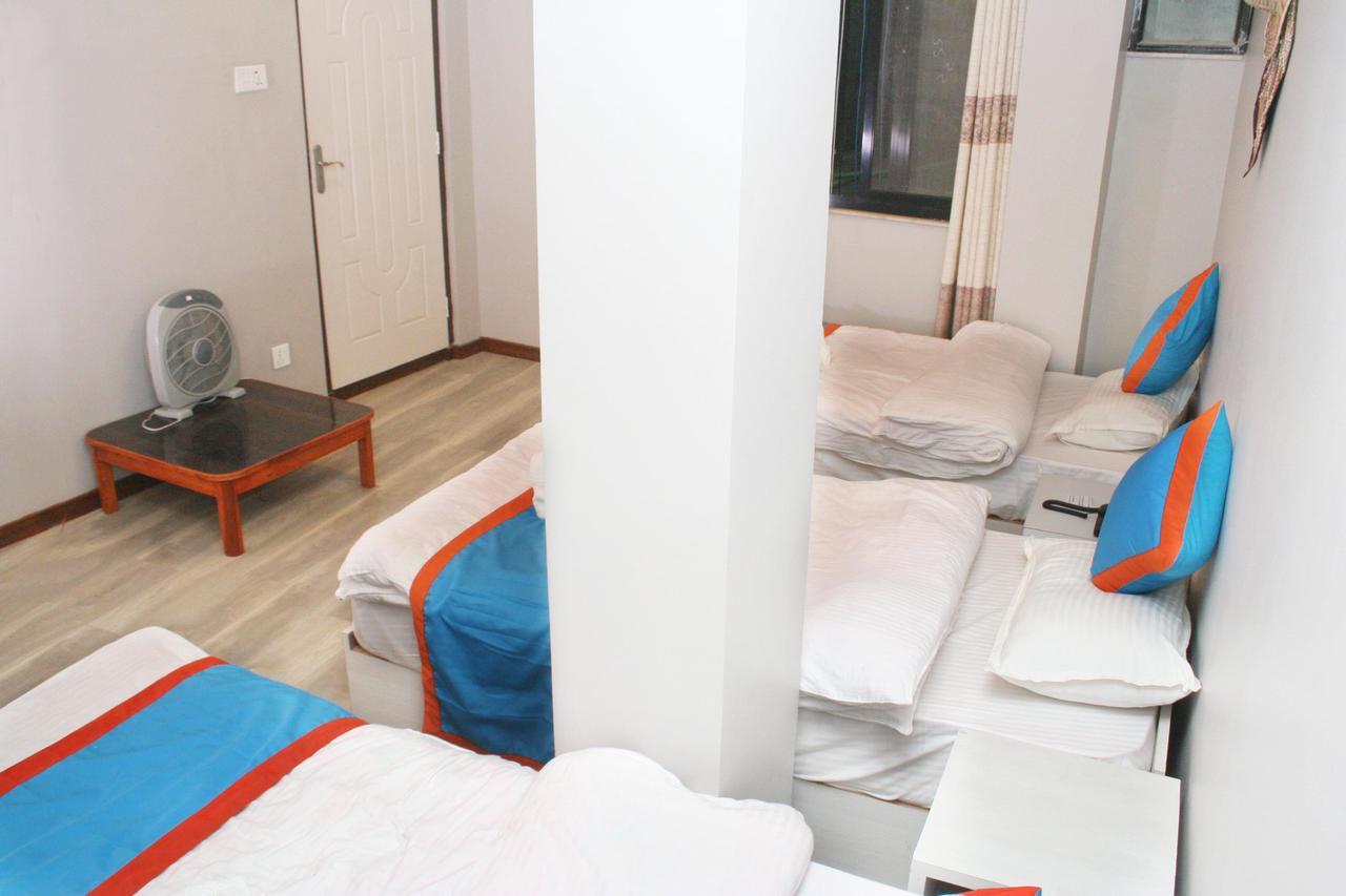 8848 Hostel Kathmandu Bagian luar foto