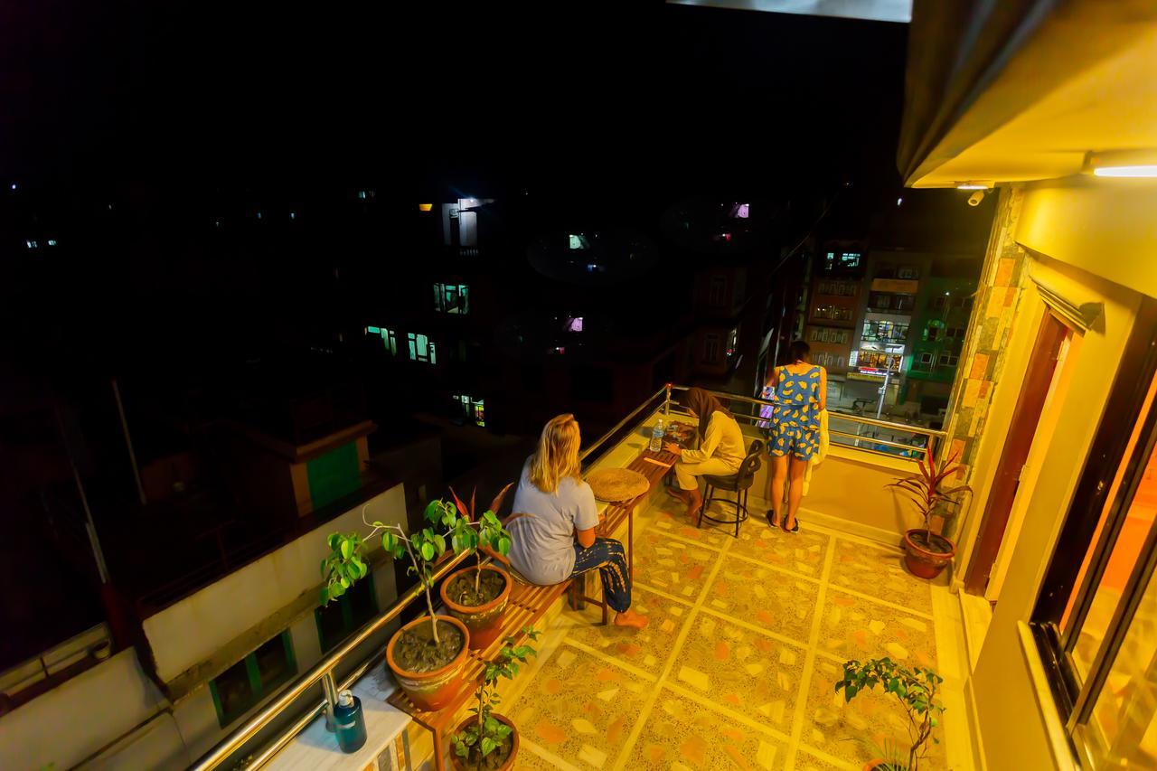 8848 Hostel Kathmandu Bagian luar foto